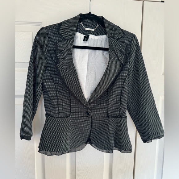 White House Black Market Jackets & Blazers - WHBM Black White Dot Ruffle Peplum Blazer size 4